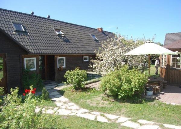 Laane Pansion Bed & Breakfast Käsmu Екстериор снимка